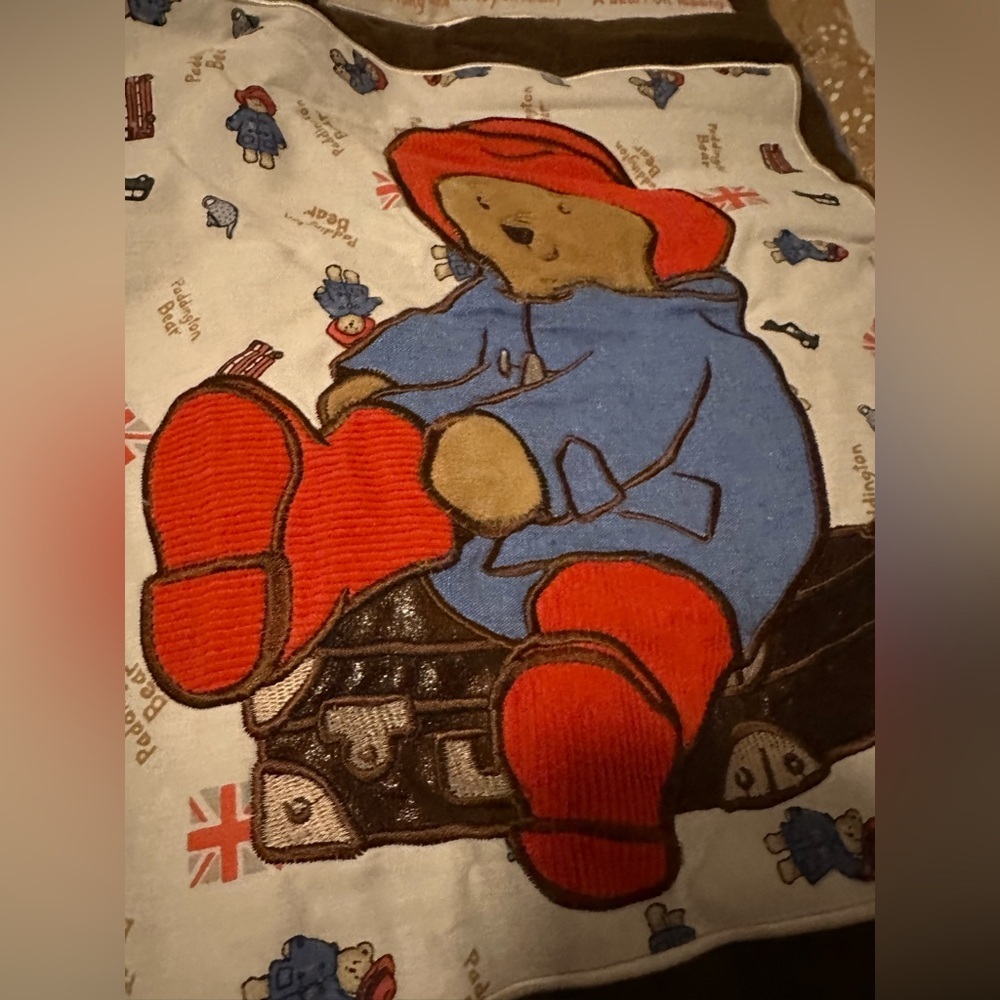 Paddington Bear Reversible Baby Quilt Comforter, Sheet & Bedskirt Bed Crib Set - Picture 6 of 9